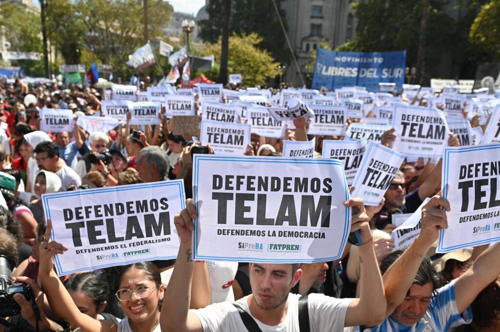 Apoyo a Télam en la plaza del 24M. /Foto: Somos Télam.
