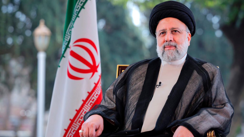 Buscan en Irán al presidente Raisi luego de un “incidente” en el helicóptero en el que viajaba      